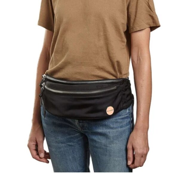 NWT ShortyLove Black Arcade - Crossbody Waist Pack Belt Bag - Picture 1 of 9